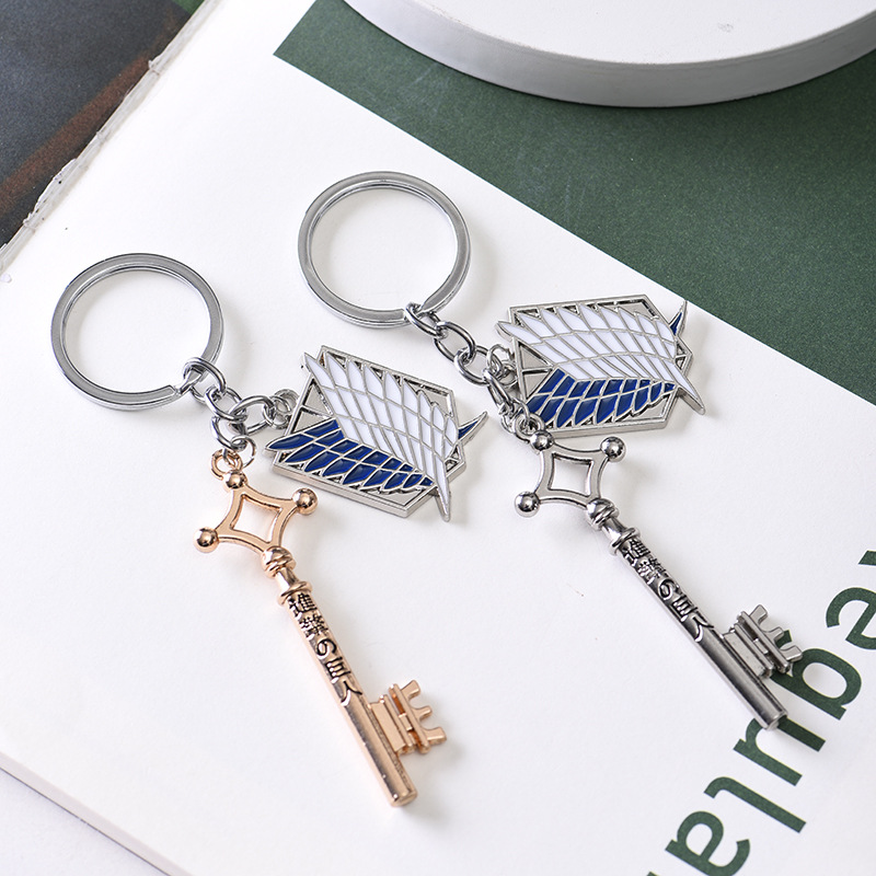 Anime Attack On Titan Keychain - Retro Gaming Keychain 评论和价格